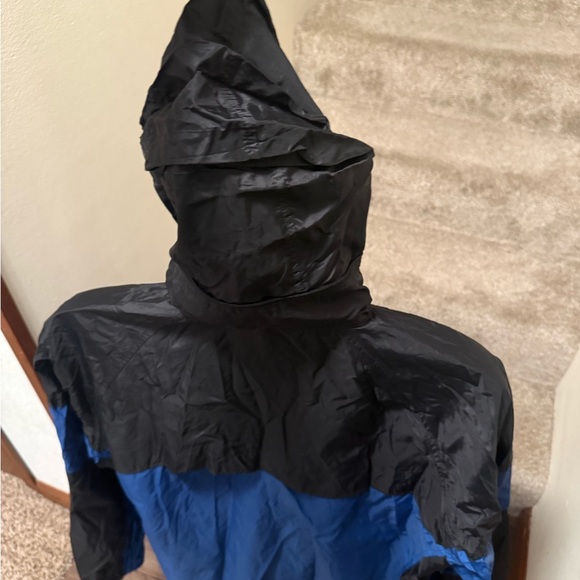 Columbia Black and Blue Sportswear Jacket - Picture 7 of 12